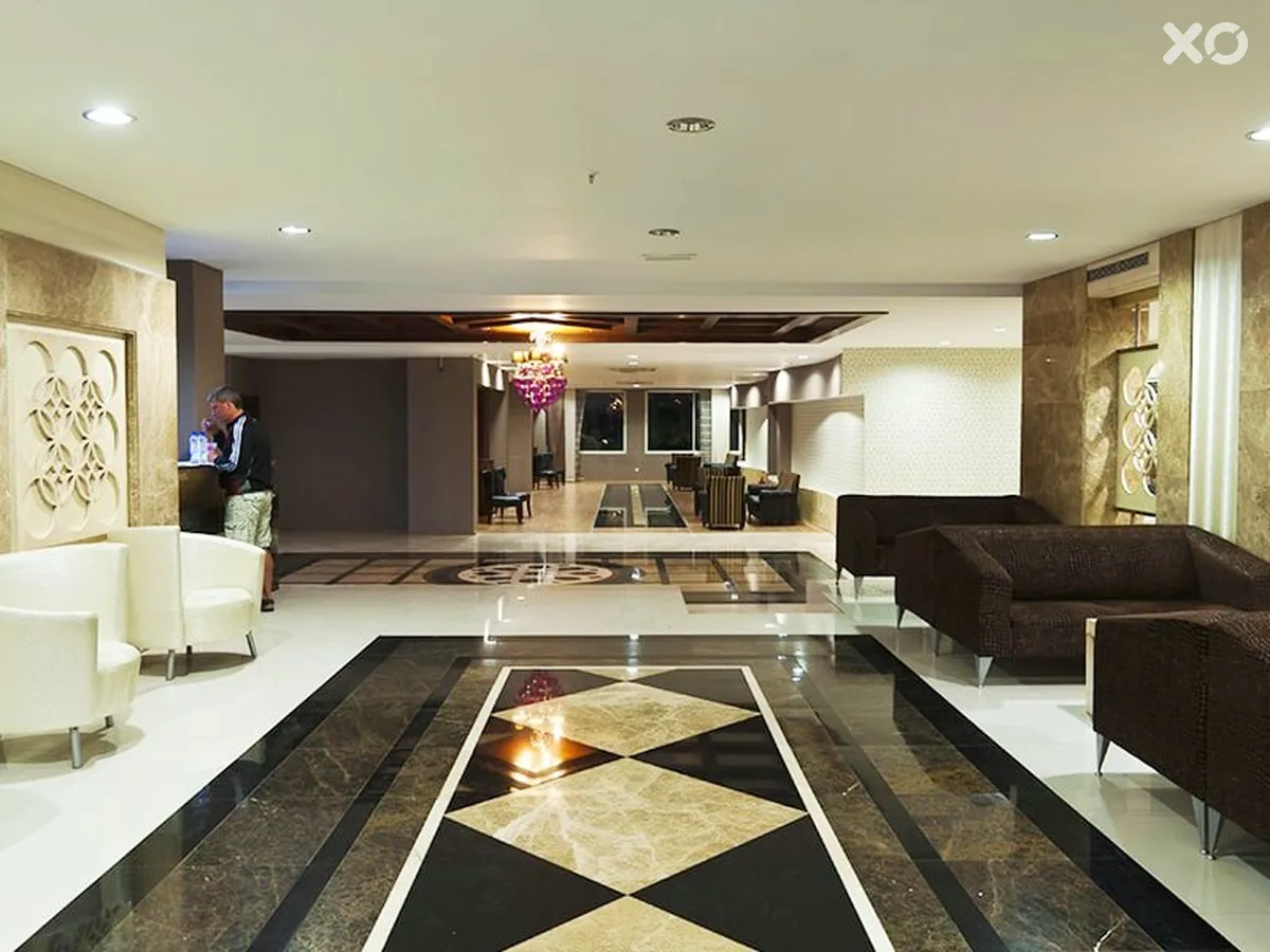 Ring Beach Hotel