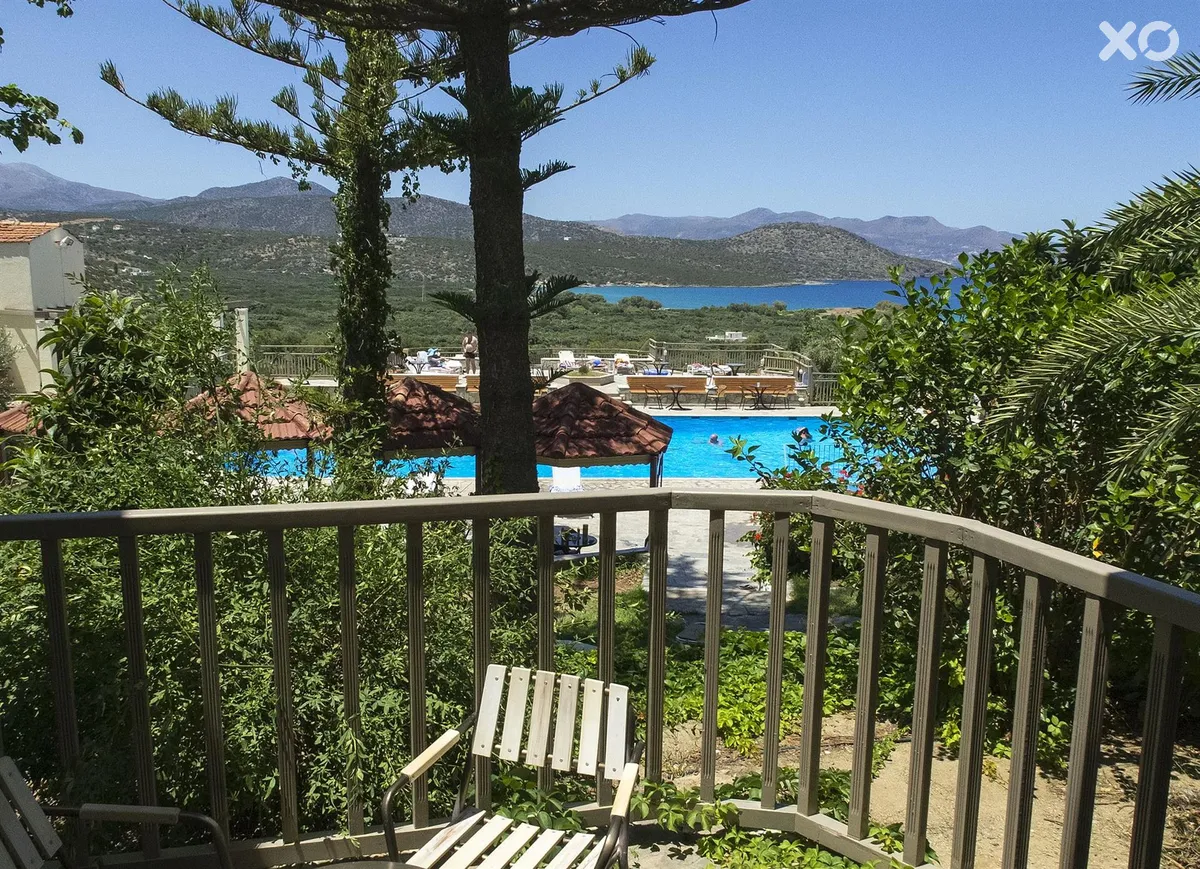 Elpida Hotel & Apartments