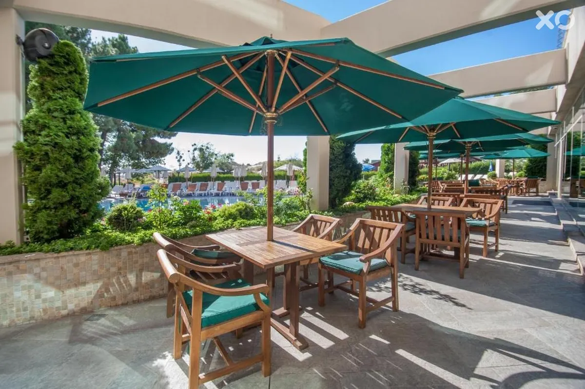 Jeravi Hotel