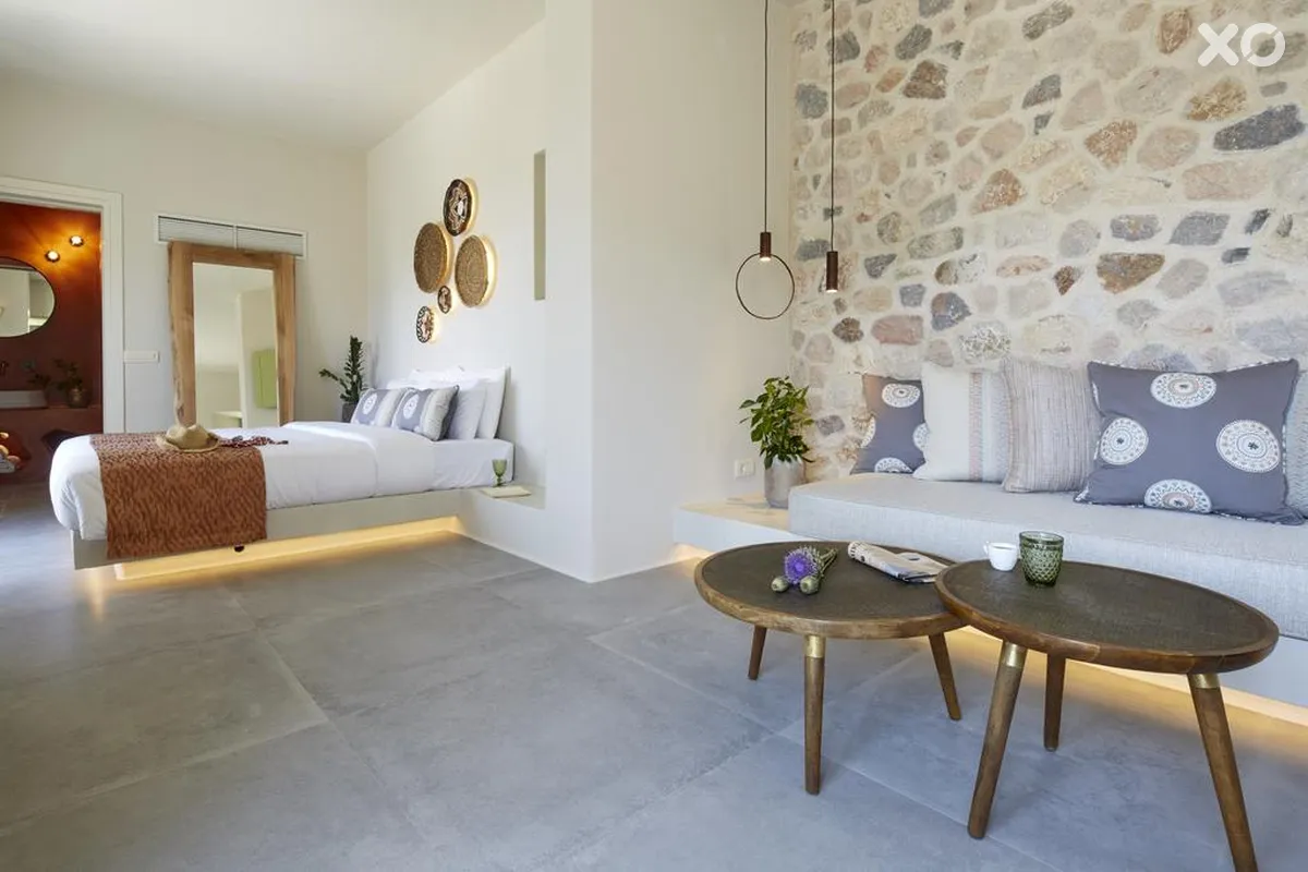 Aeon Suites