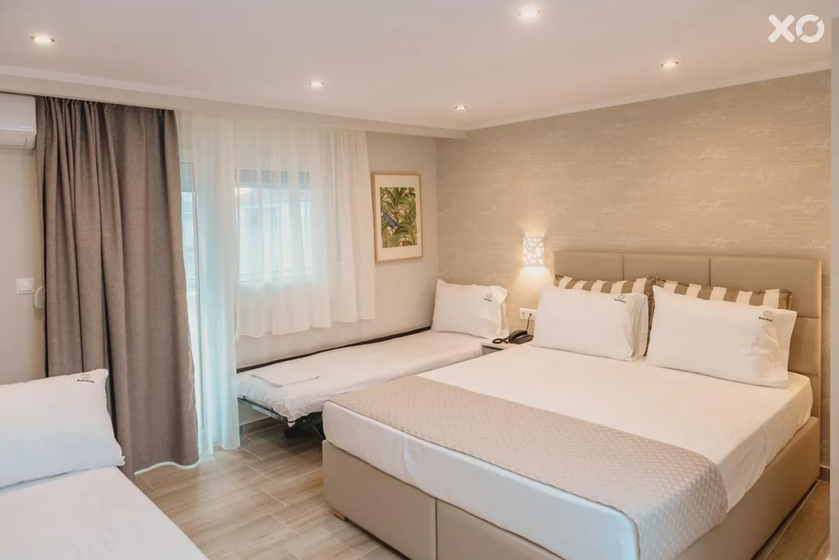 Ammos Beach Studios & Suites