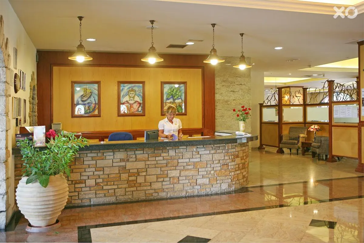 Navarria Hotel