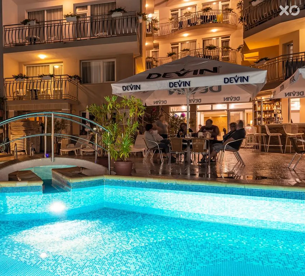 Nassi Hotel