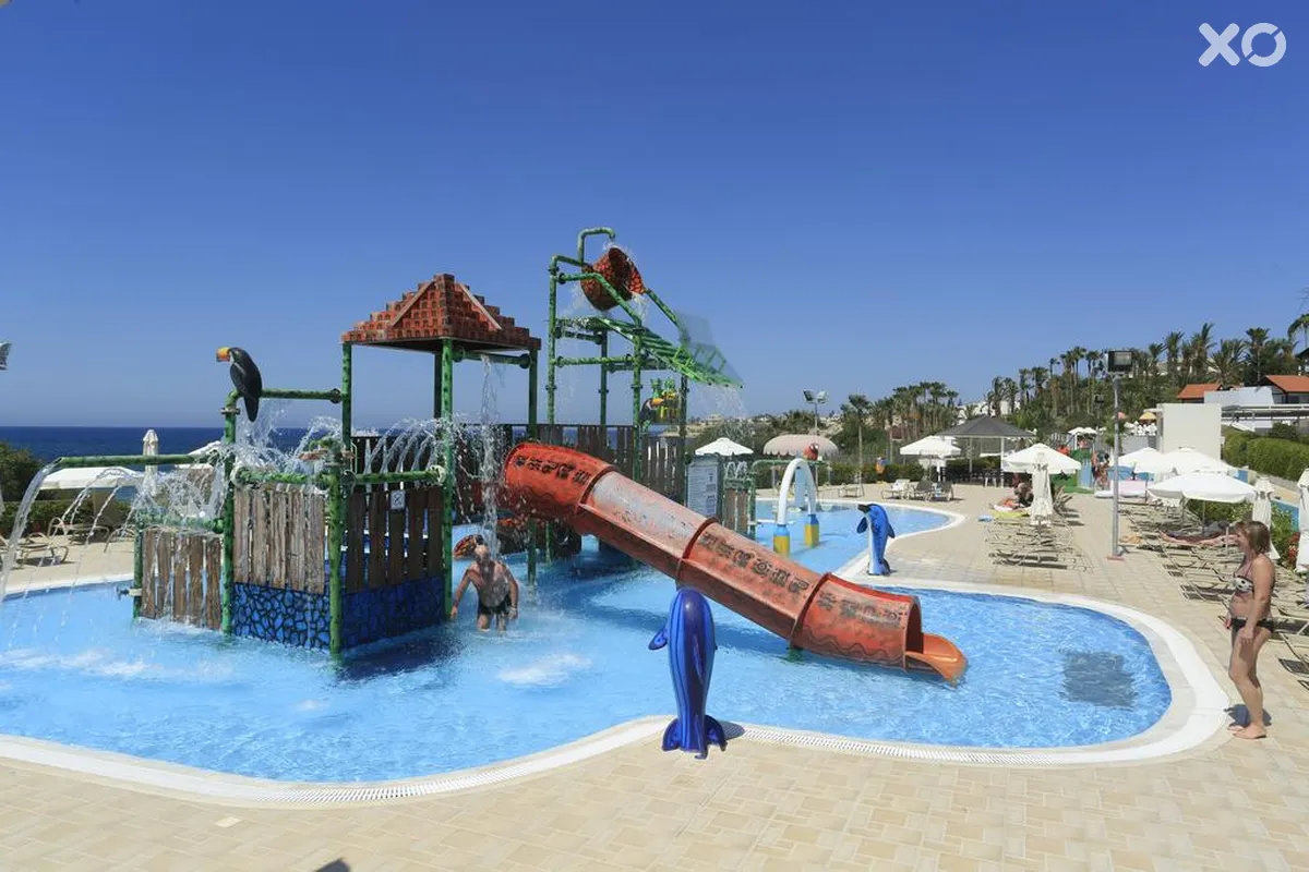 Kapetanios Aqua Resort