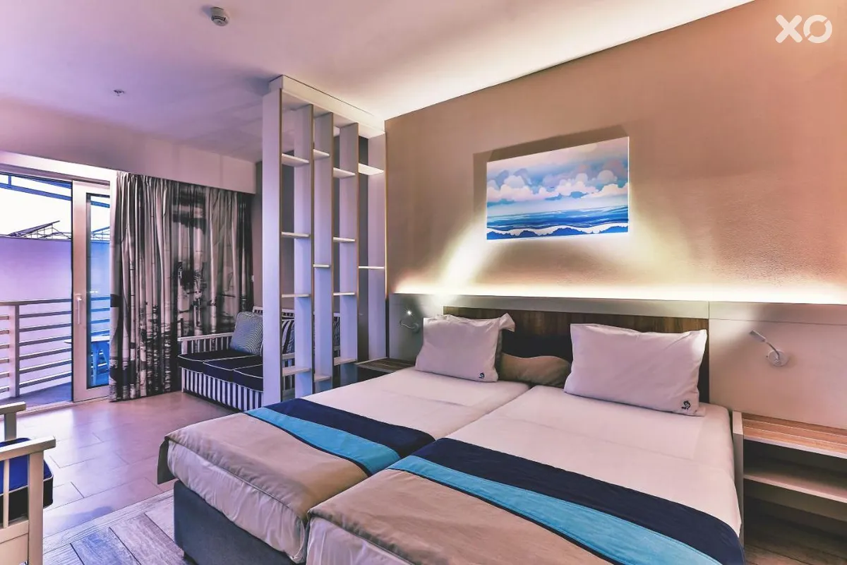 Carine Hotel Delfin