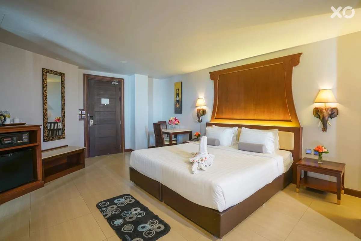 Aiyara Grand Hotel