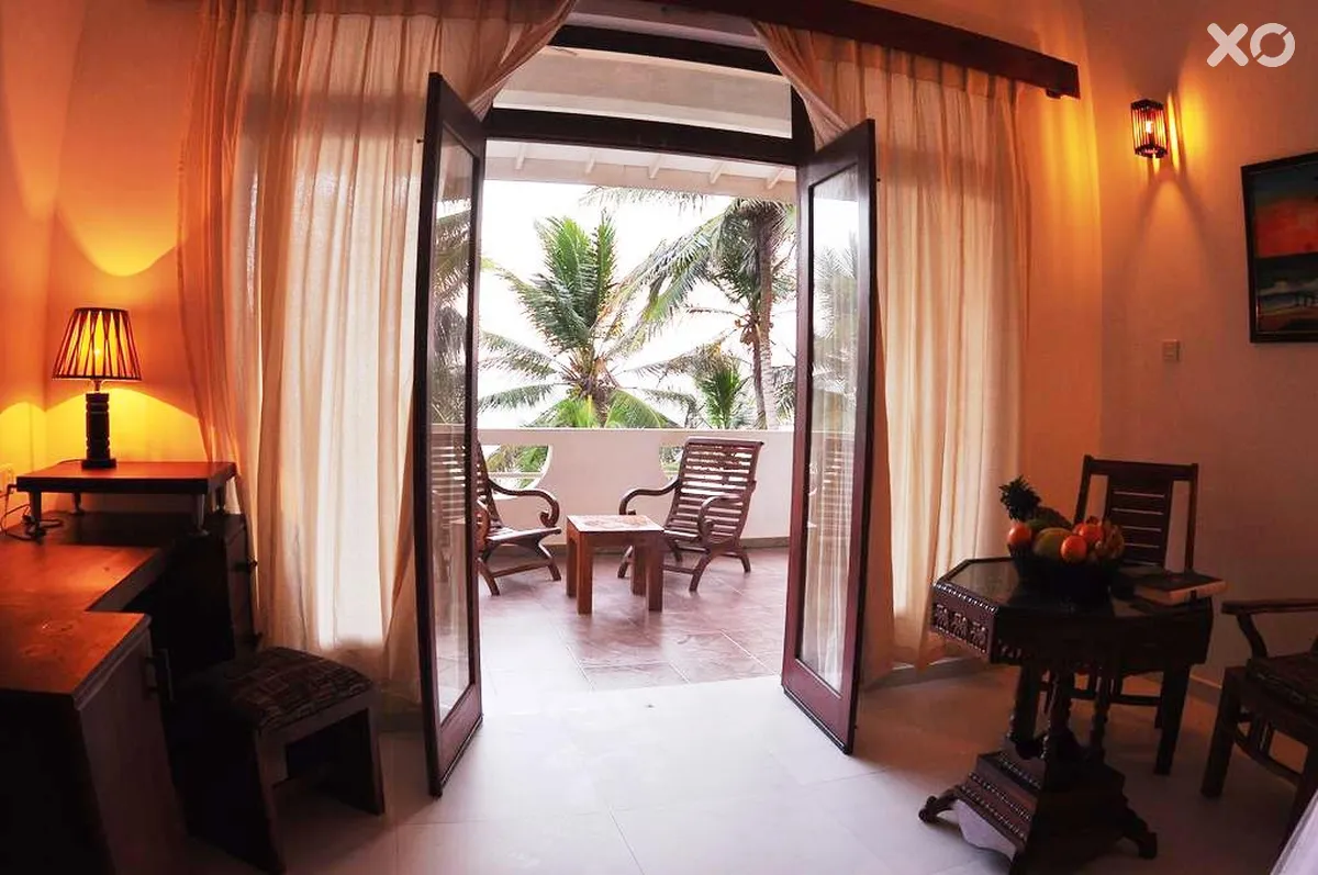 Oasey Beach Hotel