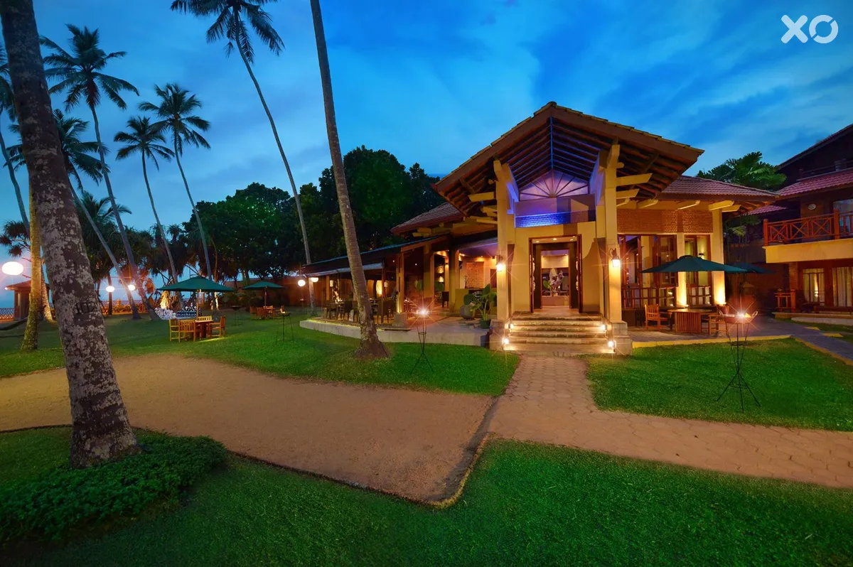 Royal Palms Beach Hotel