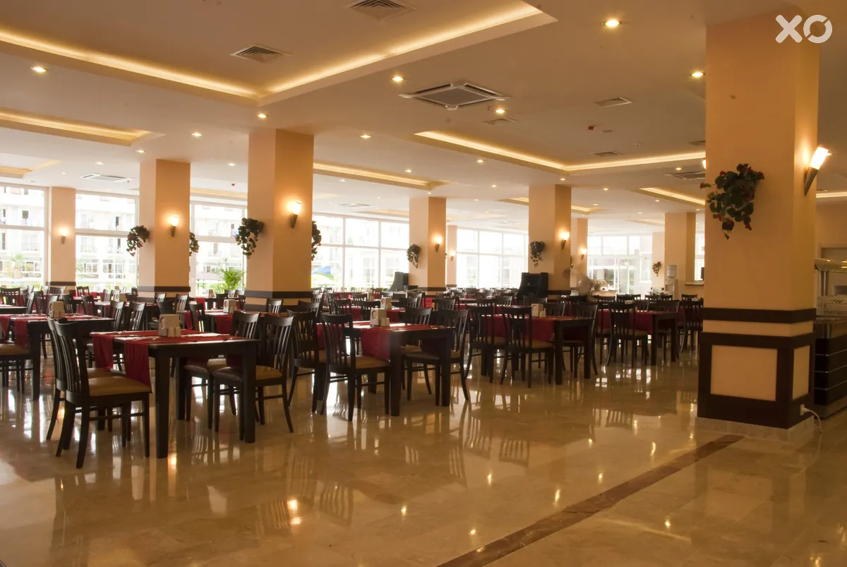 MG White Lilyum Hotel