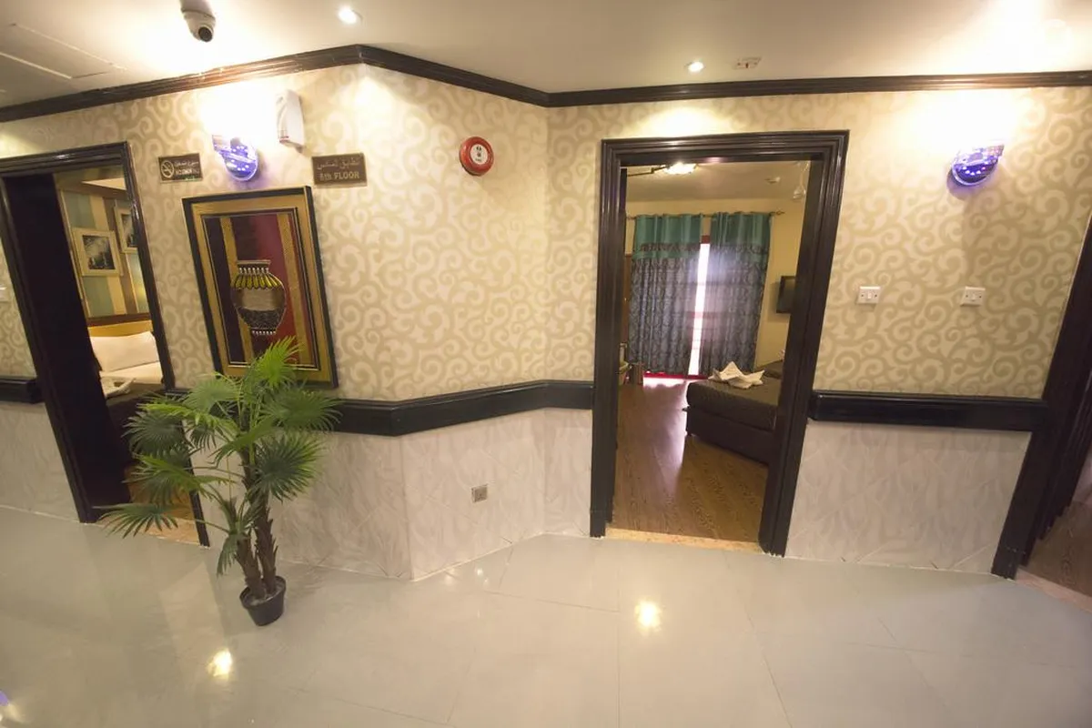 OYO 329 Down Town Hotel