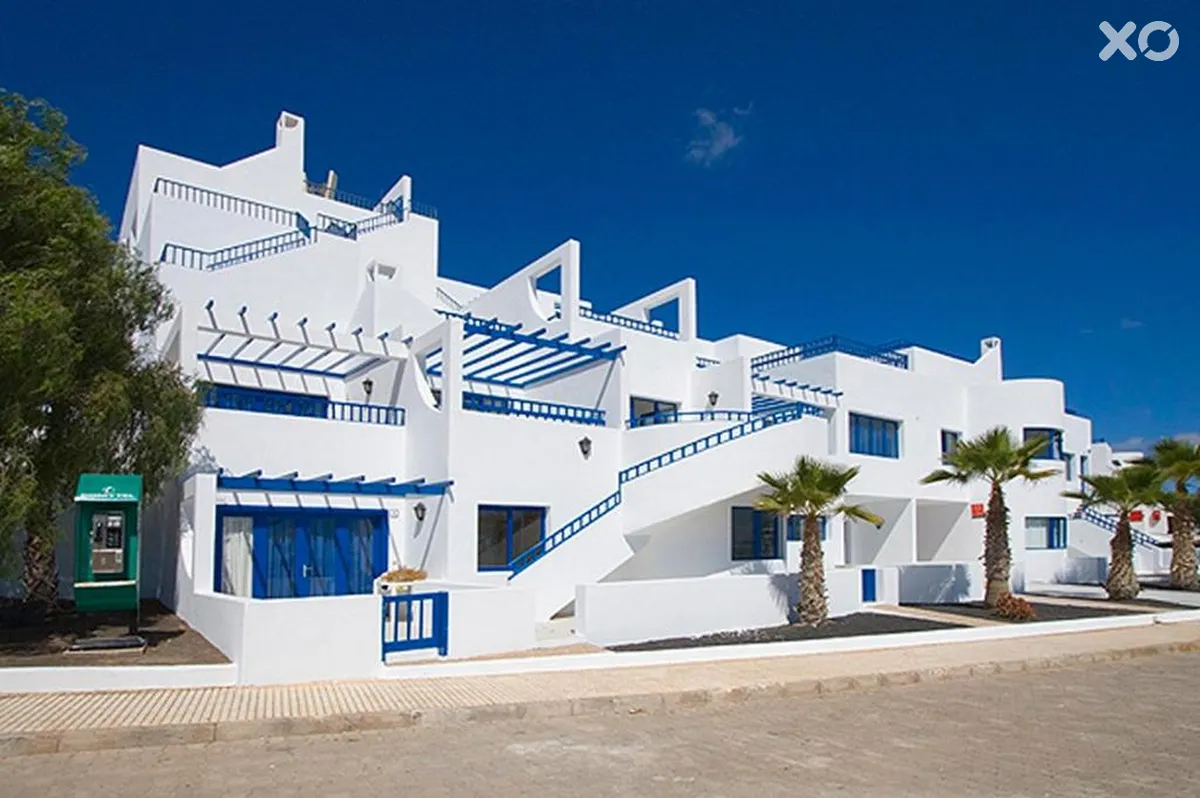 Club Pocillos Apartments