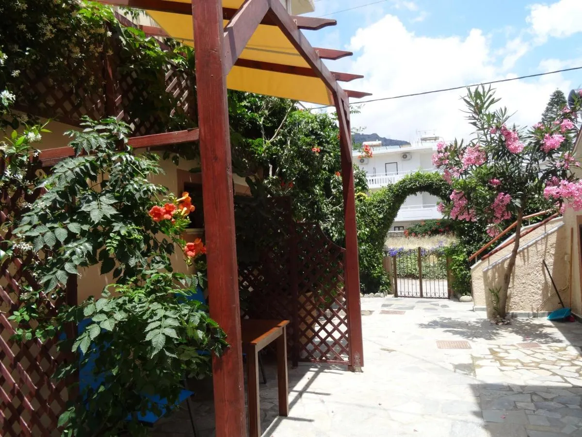 Lito Apartments