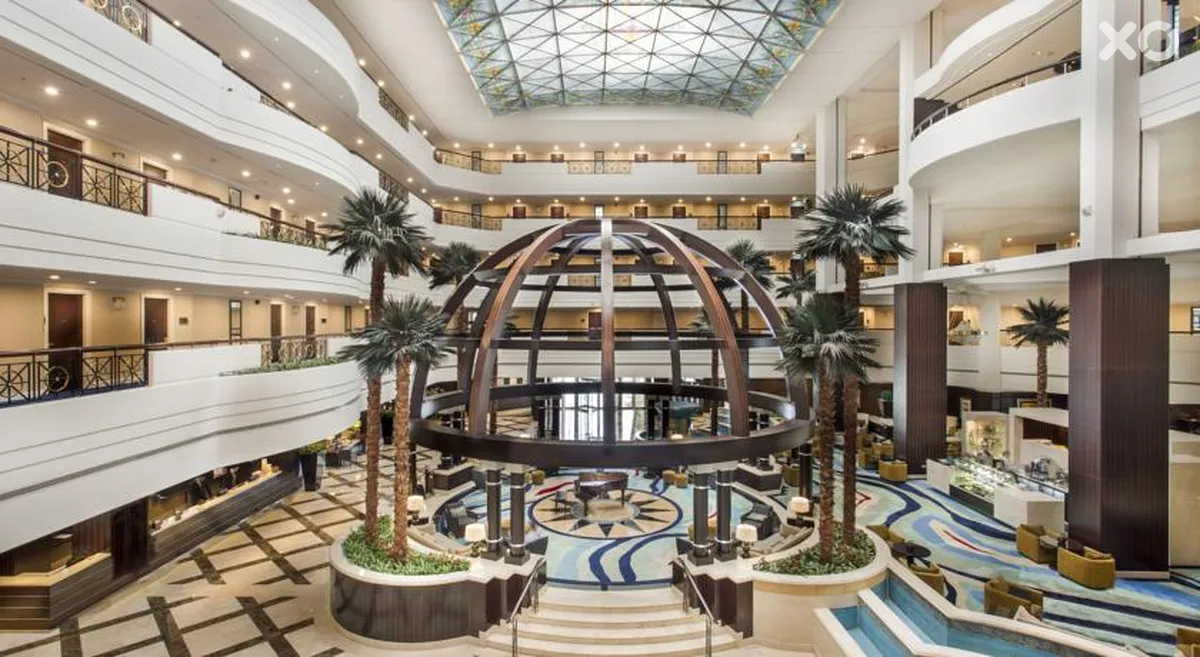 Movenpick Grand Al Bustan