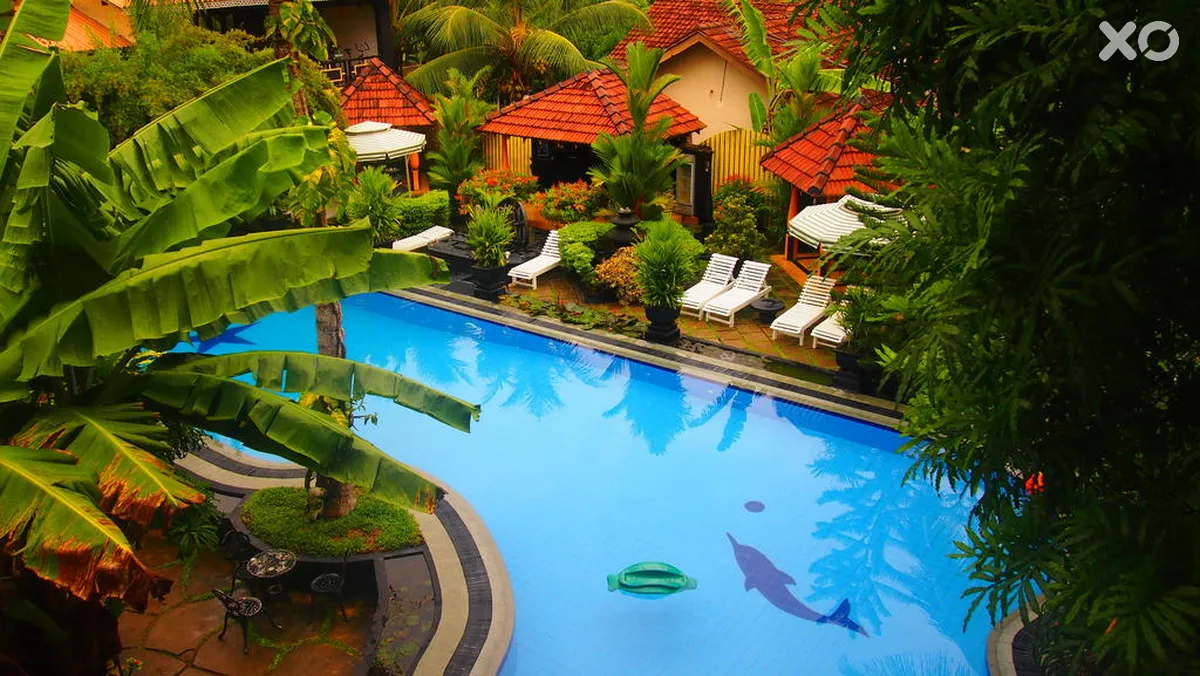 Flower Garden Hotel
