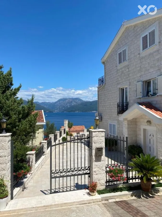 Mare Villa