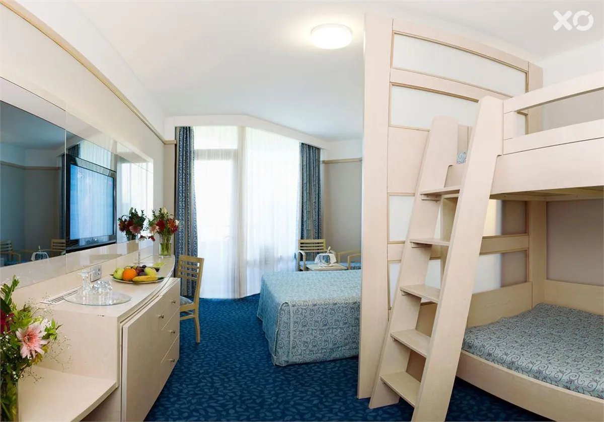 Vonresort Golden Coast Hotel