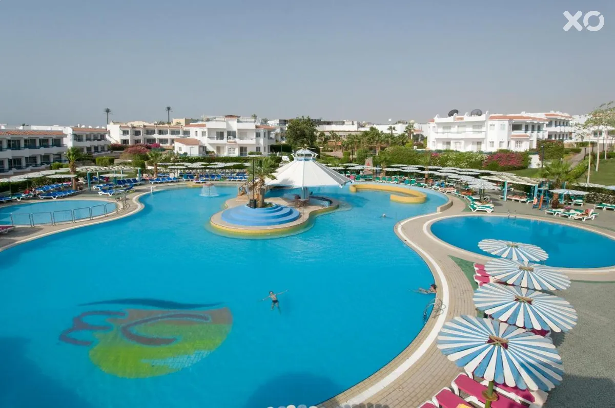 Dreams Beach Resort