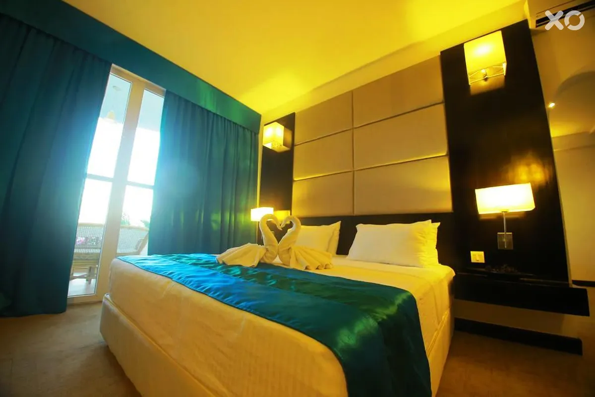 Peacock Beach Hotel