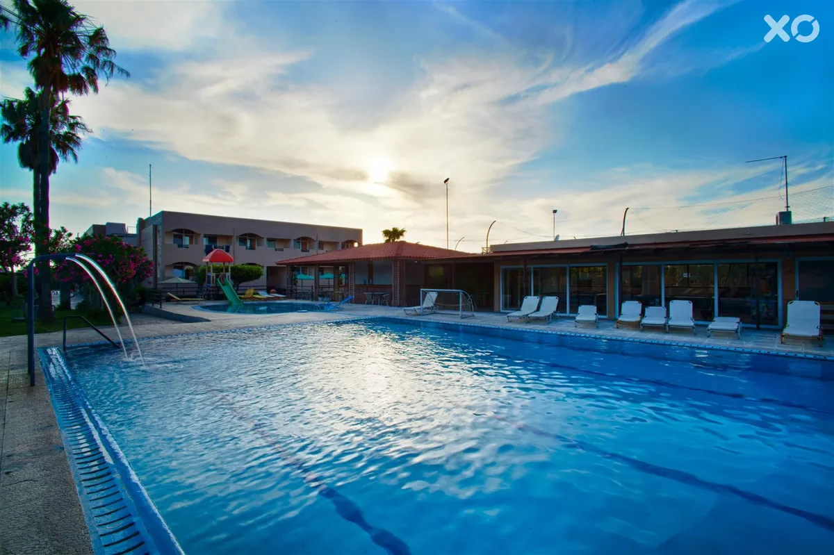 K. ilios Hotel & Farming