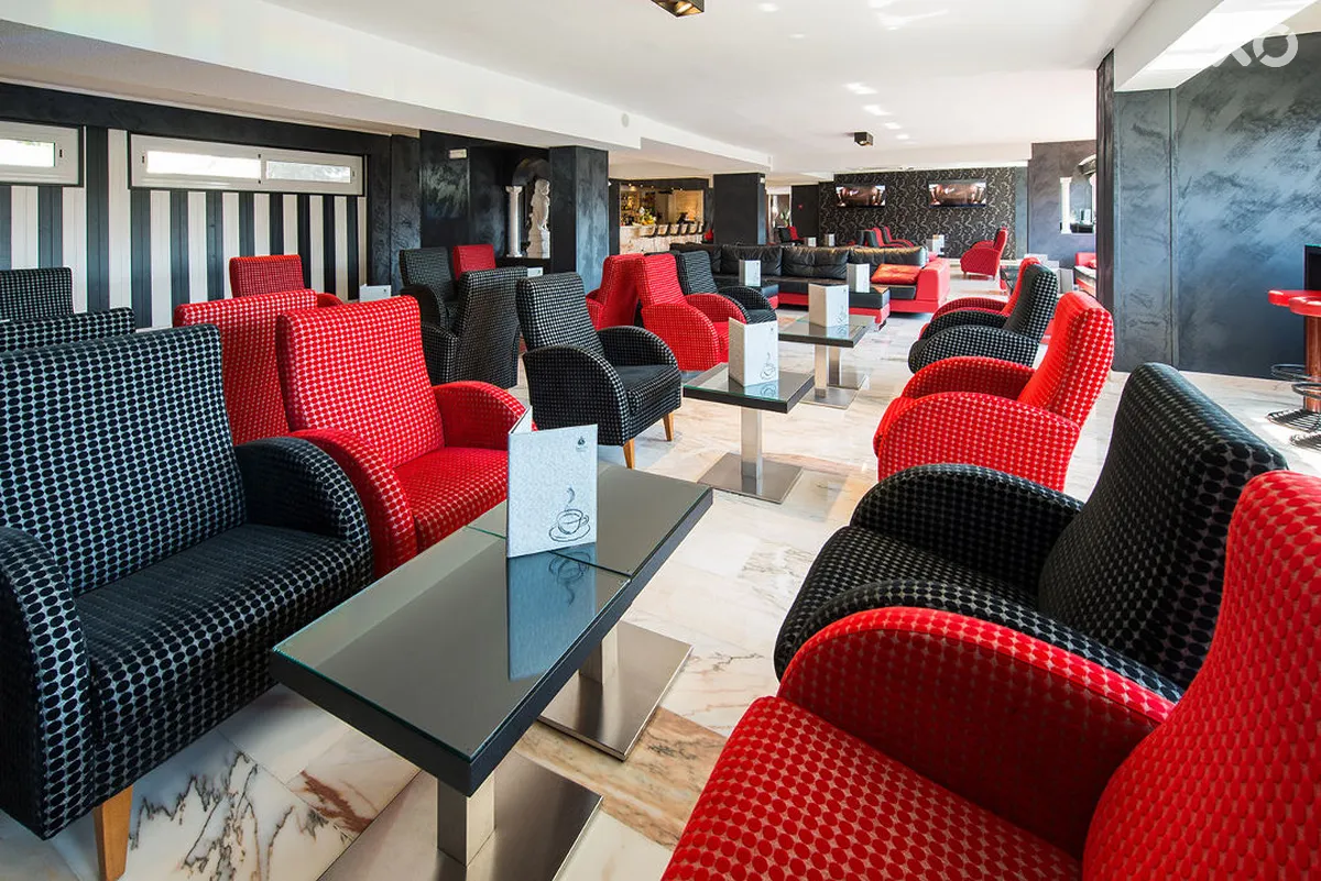 Salles Hotel Marina Portals