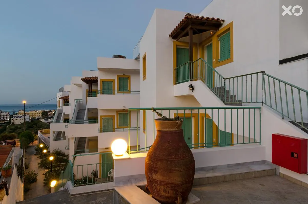 Aglaia Apartments