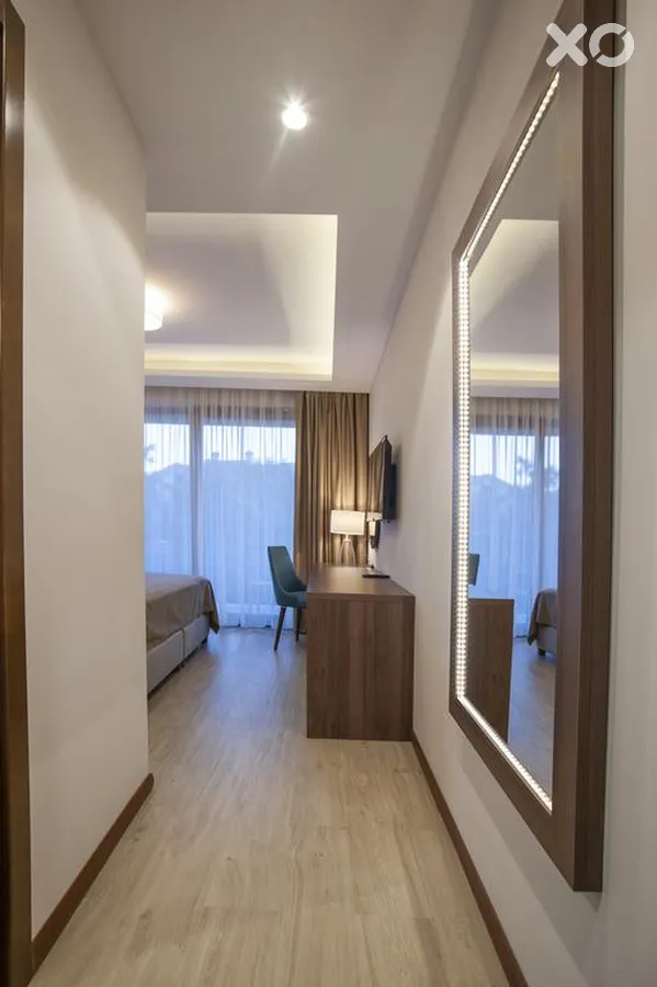 Twelve Hotel