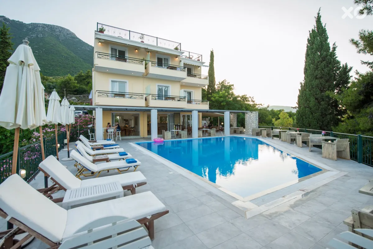 Aliki Hotel
