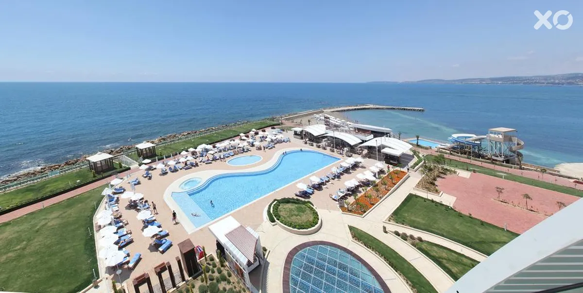 Gold Island Hotel