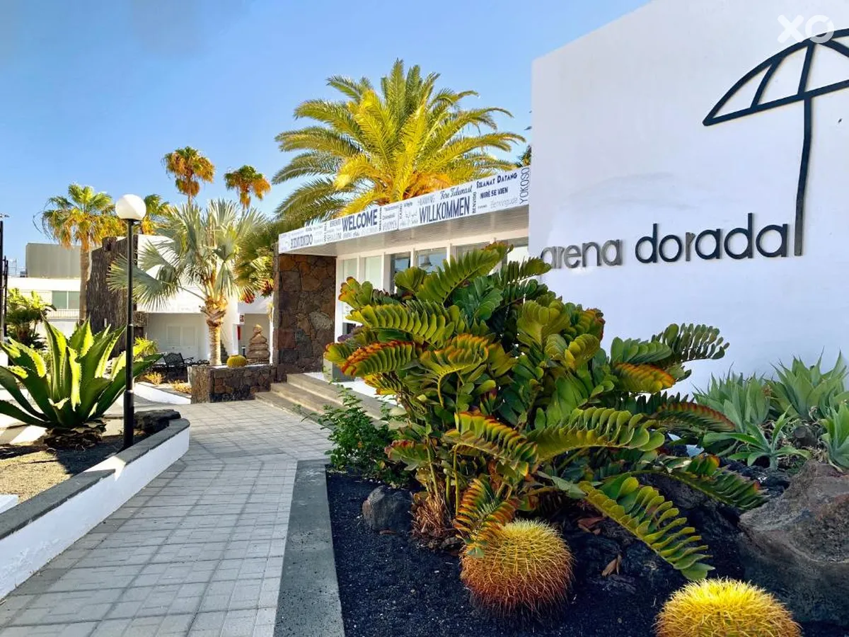 Arena Dorada Apartments