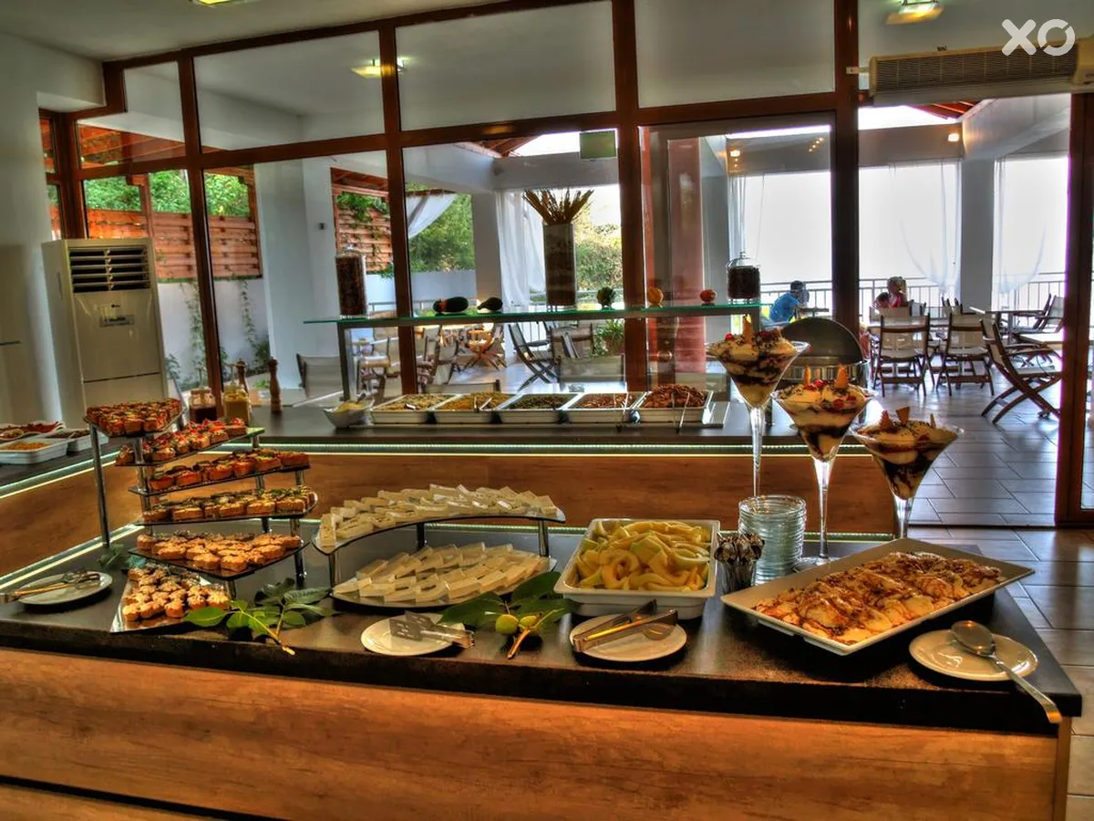 Maranton Beach Hotel