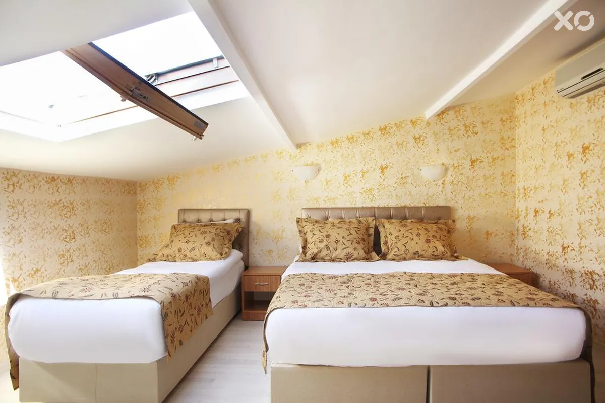 Theodian Hotel