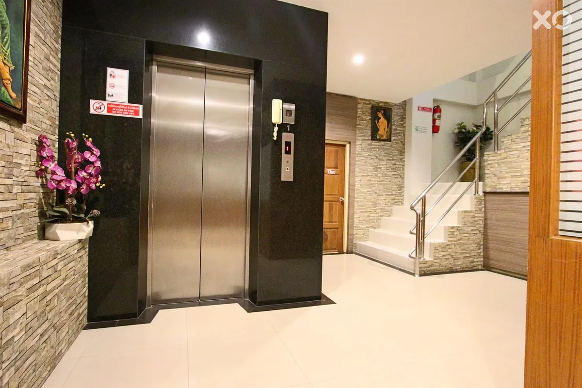 Good Nice Hotel