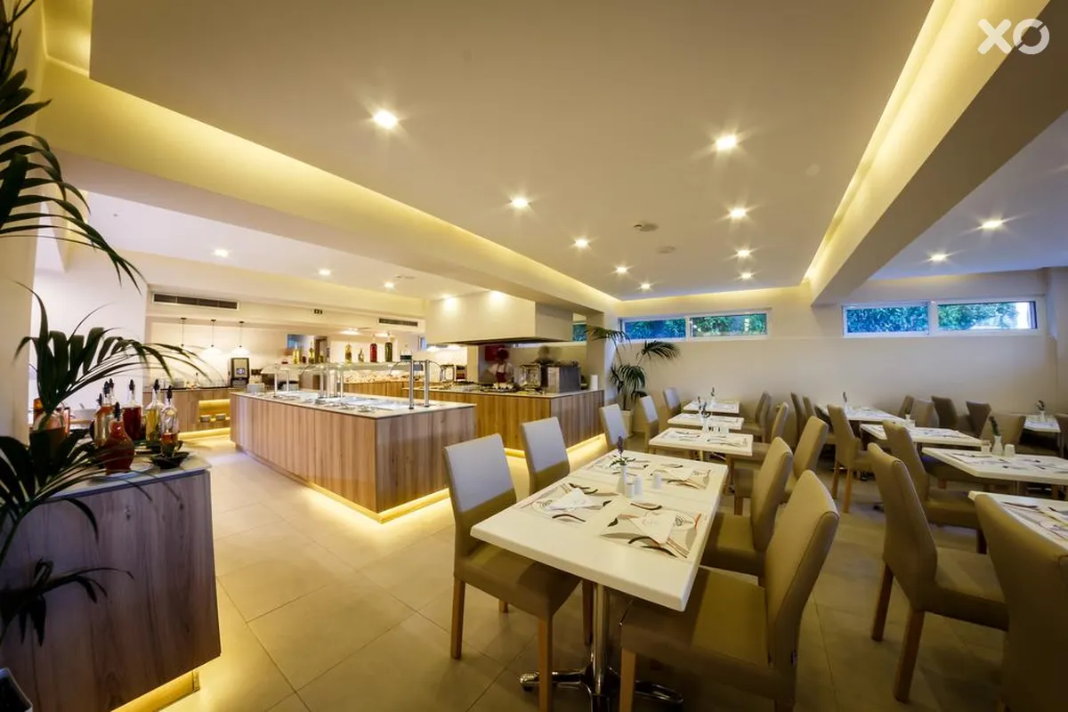 Porto Planos Beach Hotel