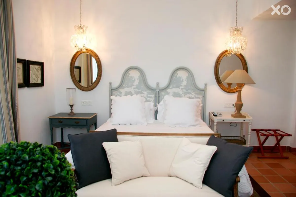 B Bou Cortijo Bravo Hotel