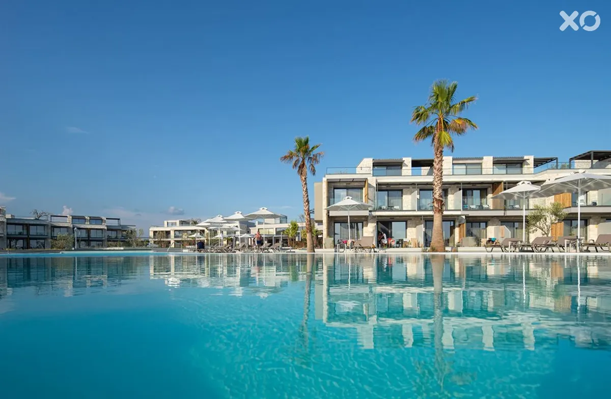 Portes Lithos Luxury Resort
