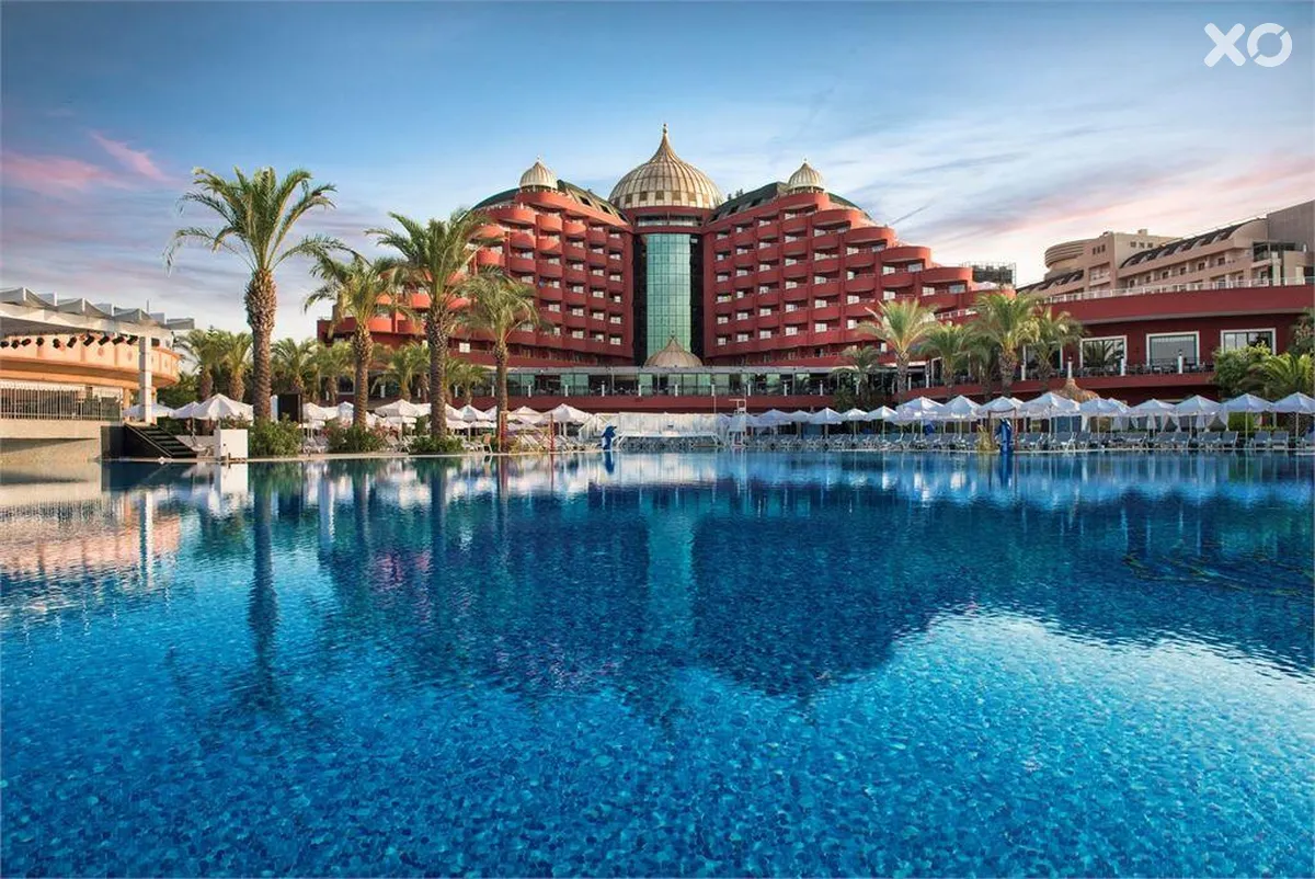 Delphin Palace