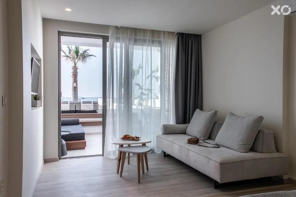 Iperion Beach Hotel