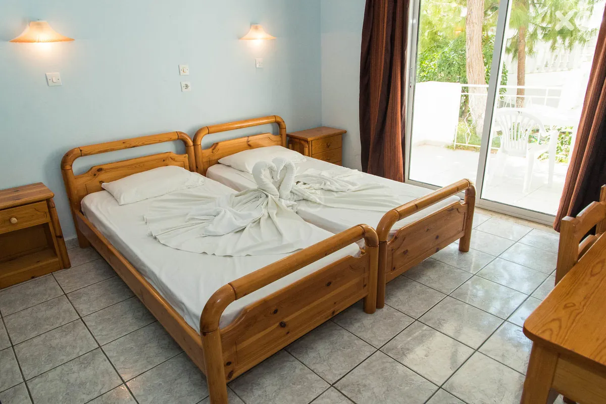 White Olive Premium Lindos