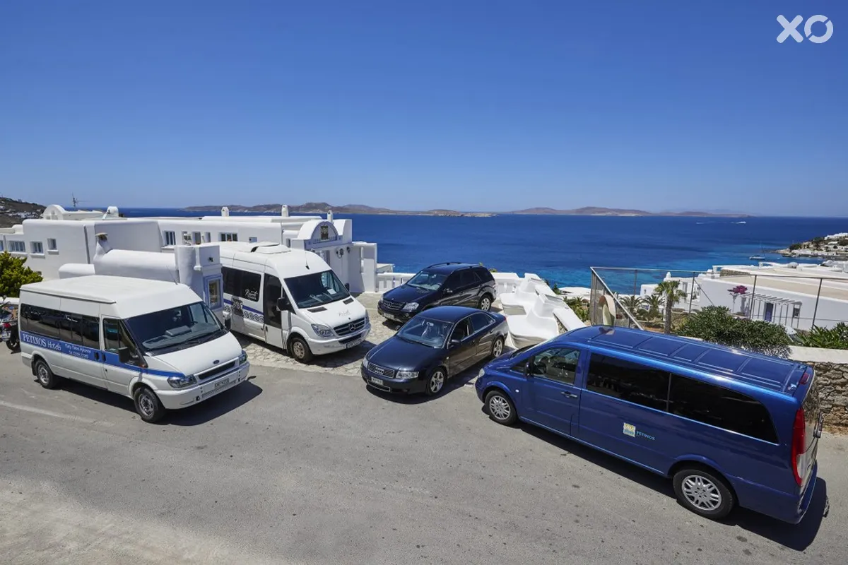 Petinos Hotel