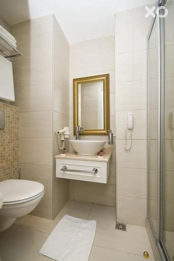 Avicenna Hotel