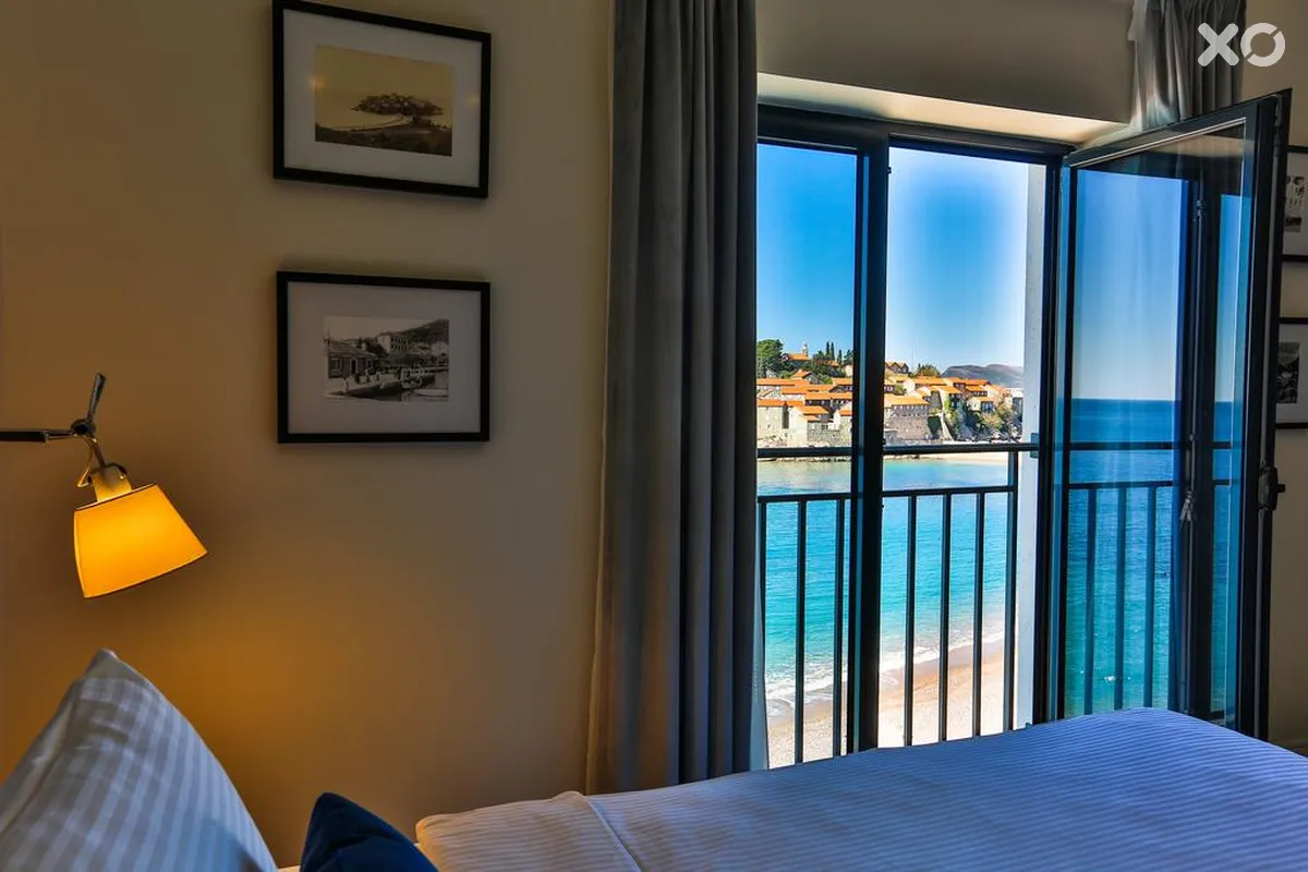 California Hotel