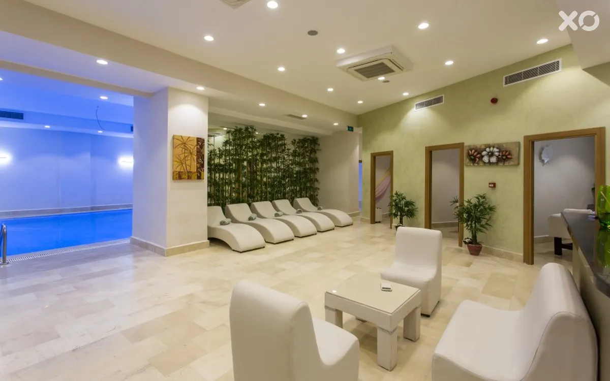 Falcon Club Hotel