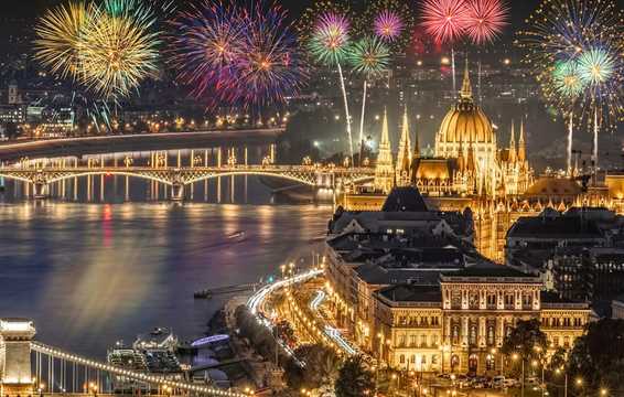 Новий рік у Будапешті! Старе місто, святкова атмосфера та різдвяні вулички
