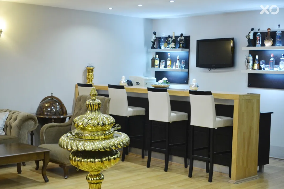 Grand Ant Hotel