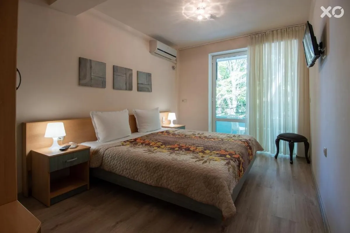 Ariana Hotel Kiten