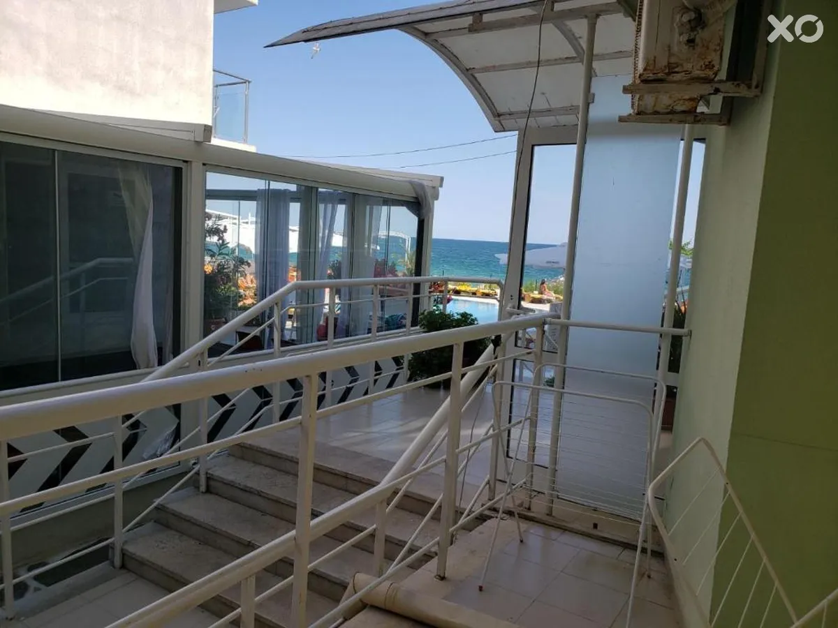 Perla Apartments First Line