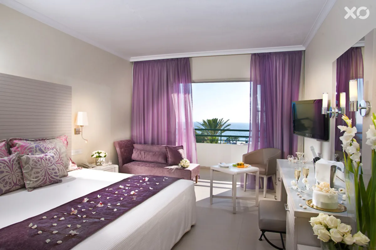 Louis Imperial Beach Hotel