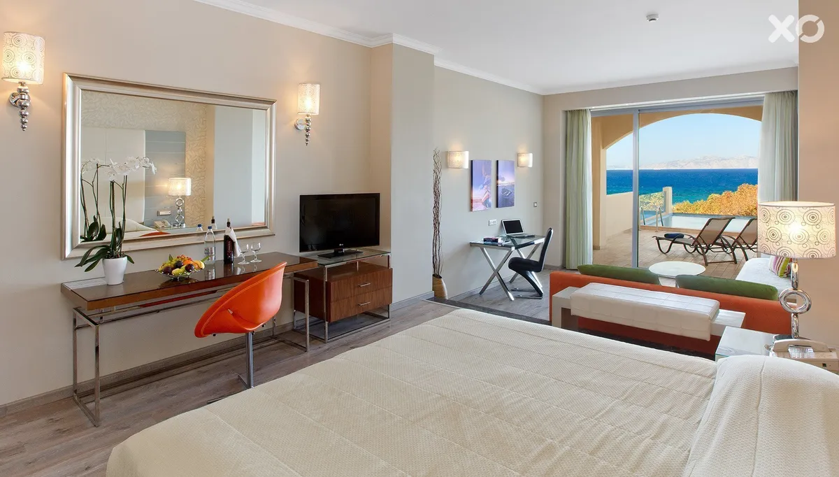 Atrium Platinum Hotel