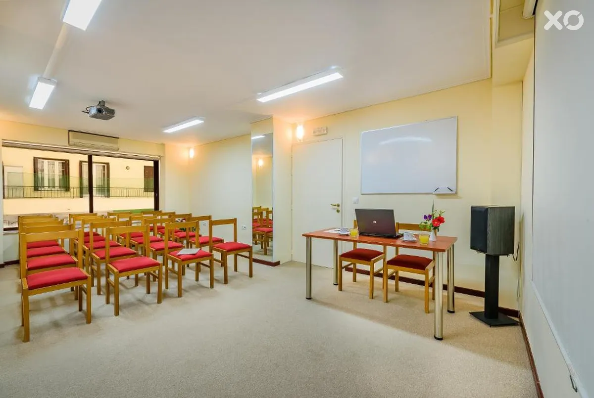 Nefeli Hotel