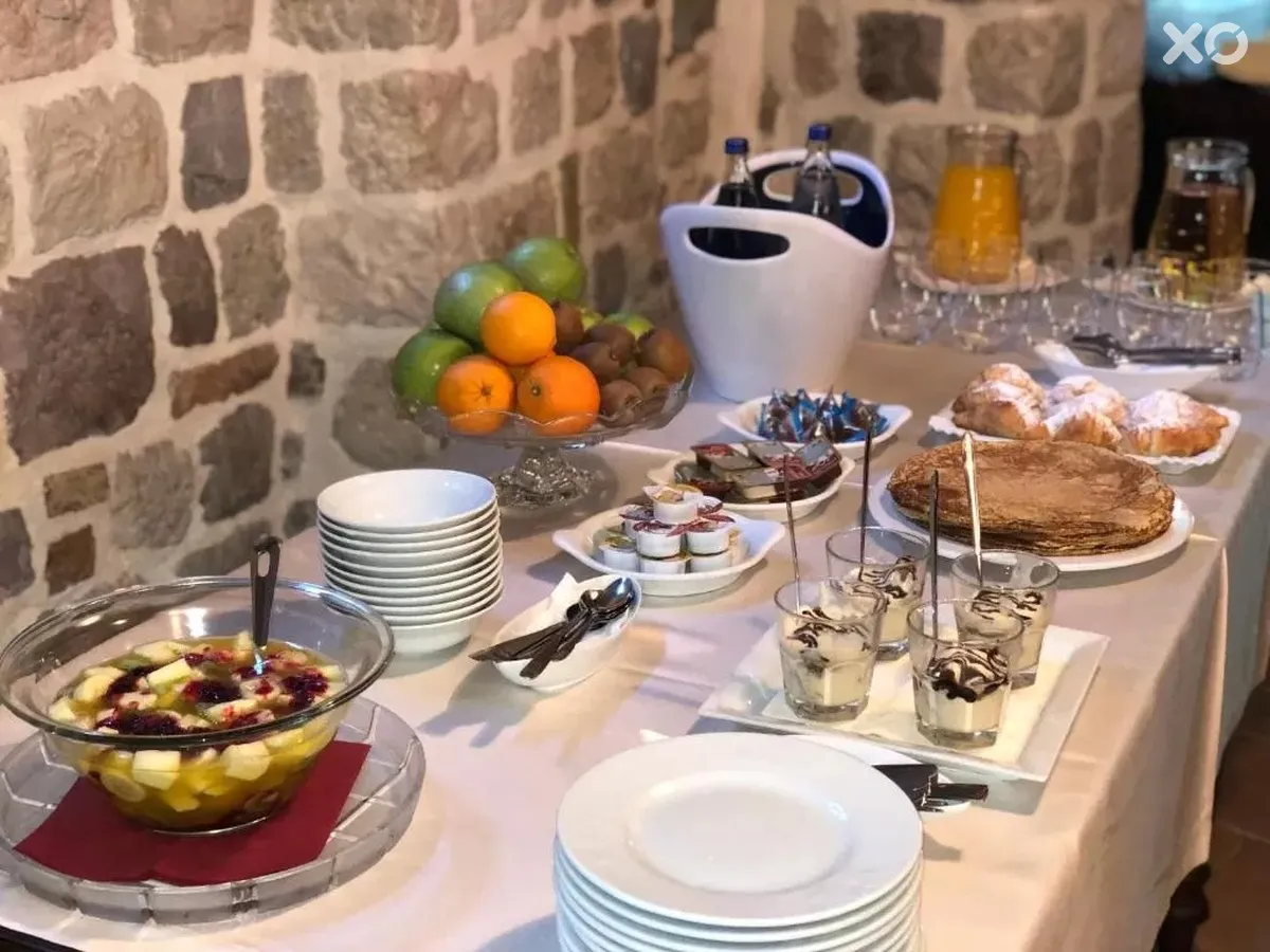 Monte Cristo Hotel